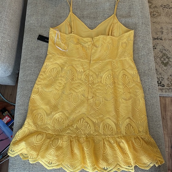 NWT Lulus yellow lace tank top - Picture 4 of 6